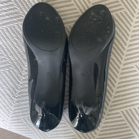 Kelly & Katie Dorotha Black Patent Leather pumps size 7.5 - Picture 7 of 10
